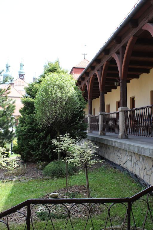 Dom Pielgrzyma Hotell Kalwaria Zebrzydowska Exteriör bild